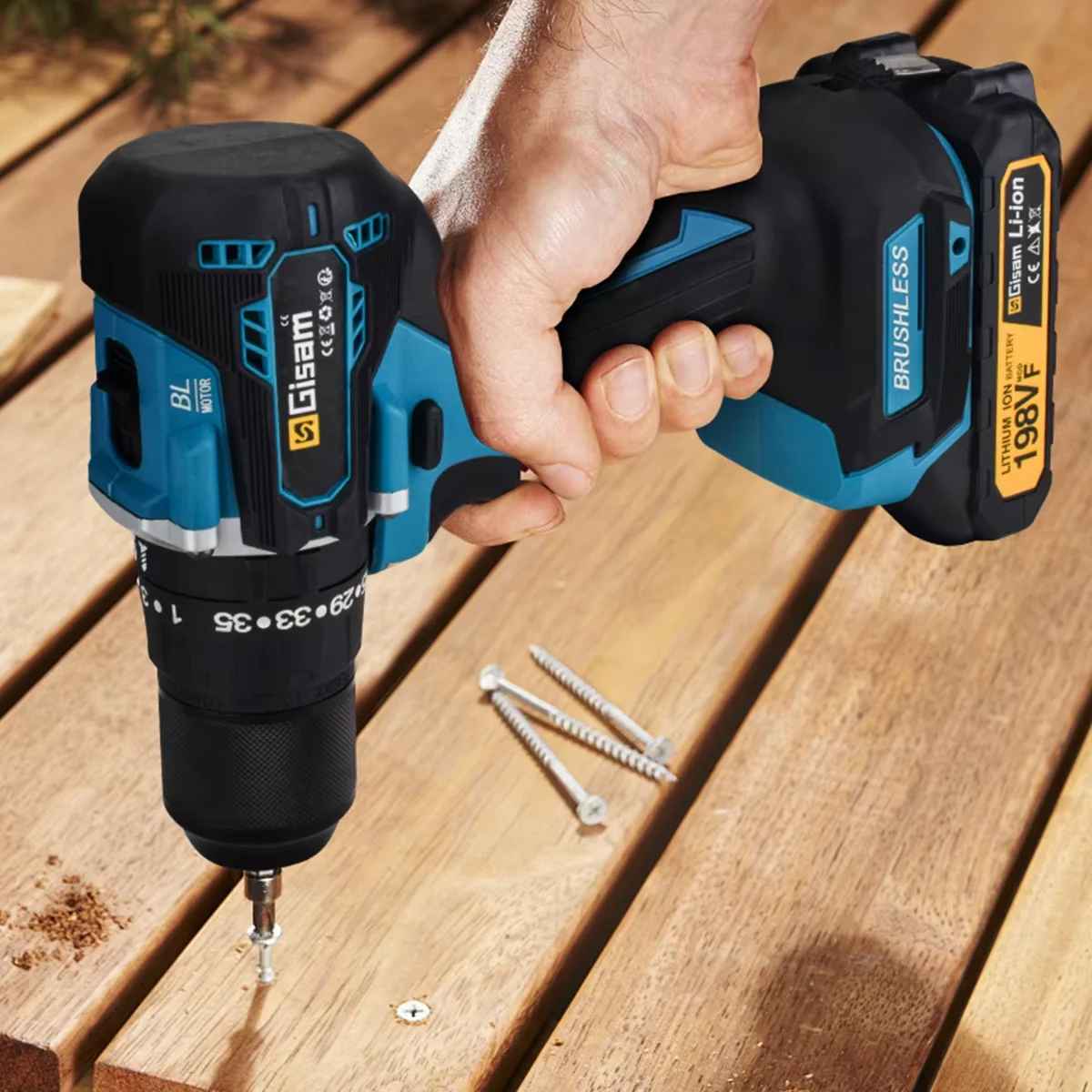 Akumulatorski udarni vrtalnik SET